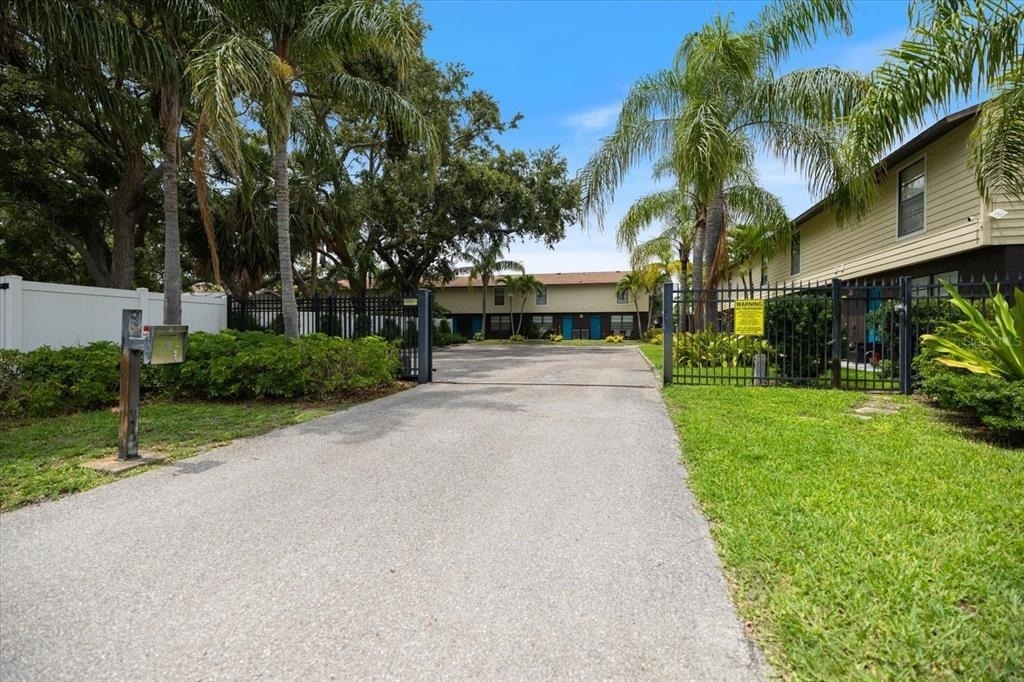 960 Highland Street - Photo 18