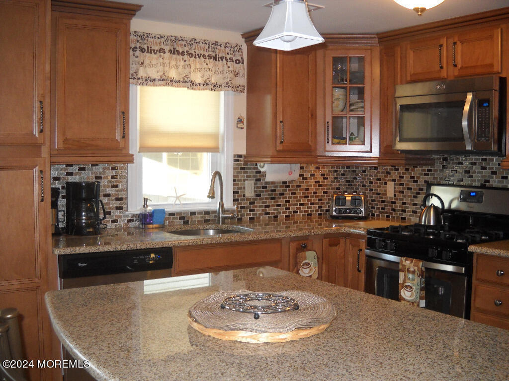 1 E 29th Street - Photo 6