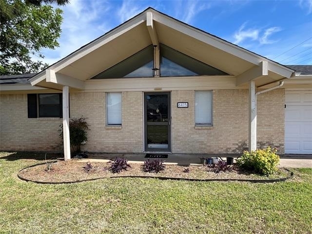 6415 Circo Drive - Photo 1