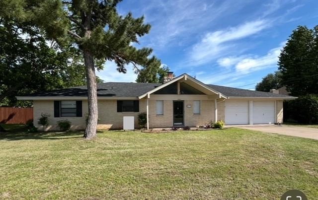 6415 Circo Drive - Photo 0