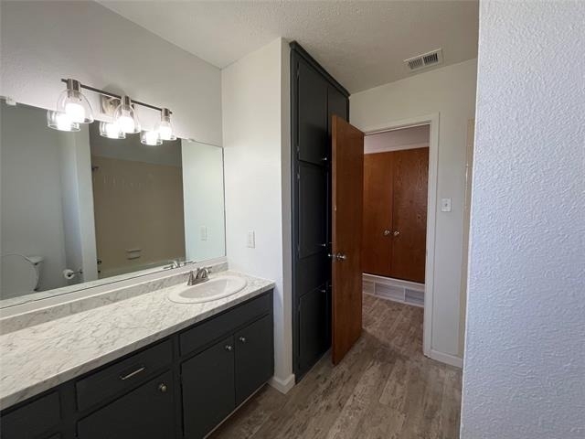 6415 Circo Drive - Photo 10