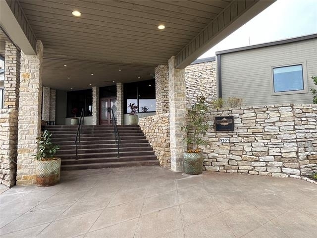 6415 Circo Drive - Photo 20