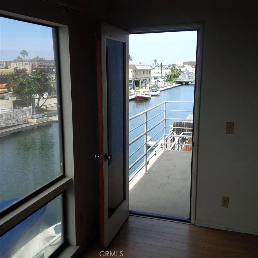 16857 Bayview - Photo 3