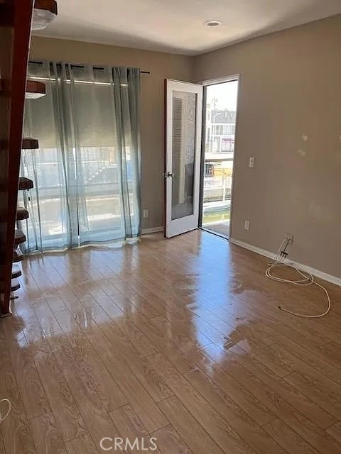 16857 Bayview - Photo 1