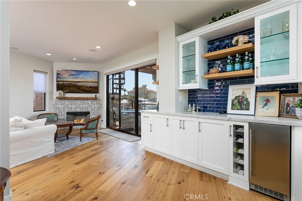 16857 Bayview - Photo 2