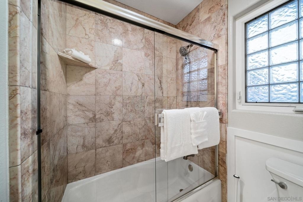 4260 Eastridge Dr - Photo 36