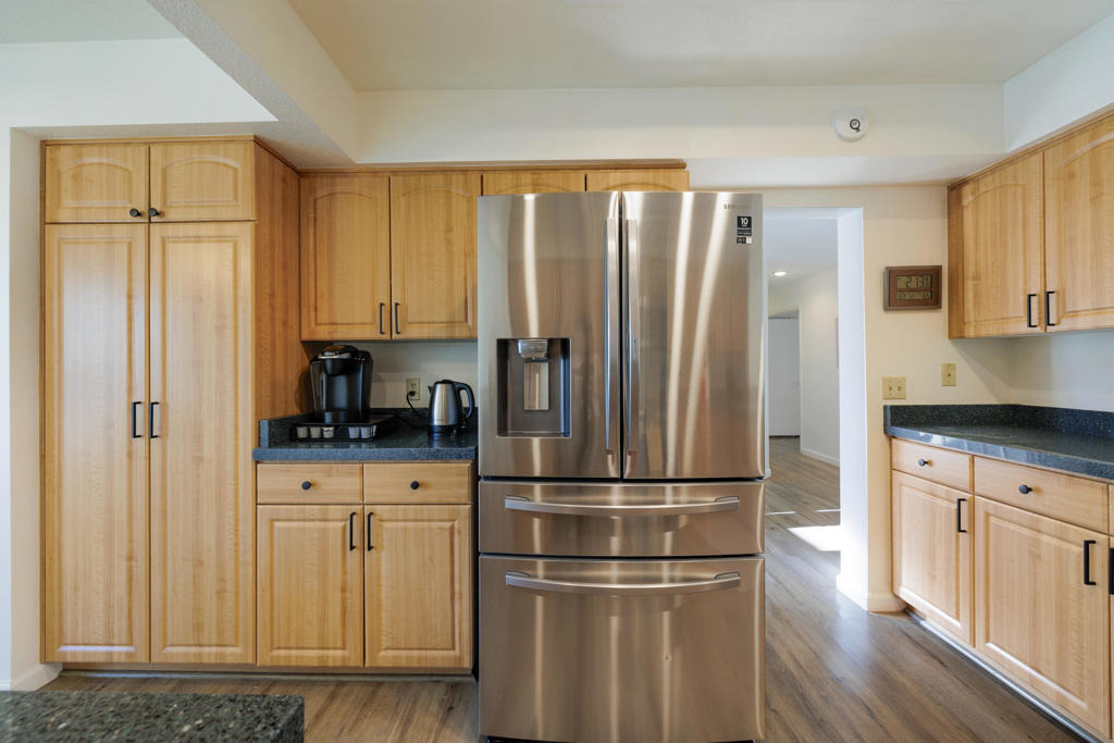 156 Falls Court - Photo 3
