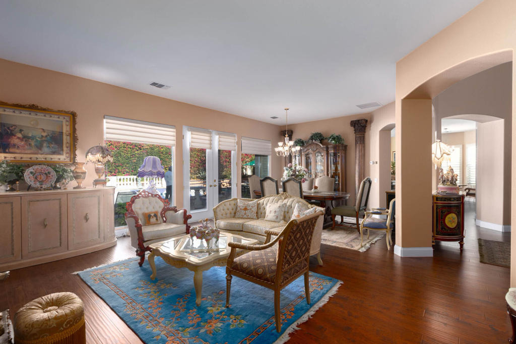 4 Bentley Road - Photo 4