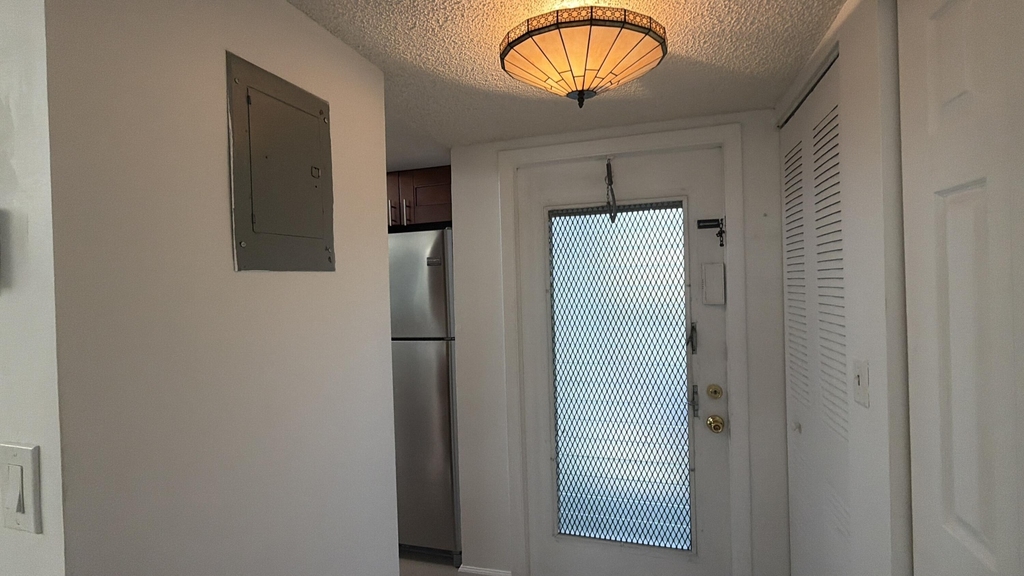 7380 Nw 18th Street - Photo 6