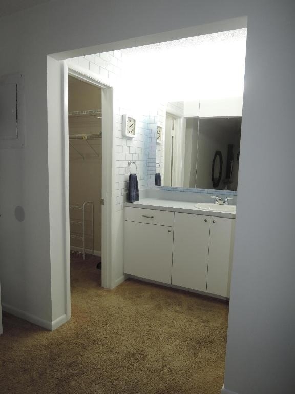 115 Lakes End Drive - Photo 6