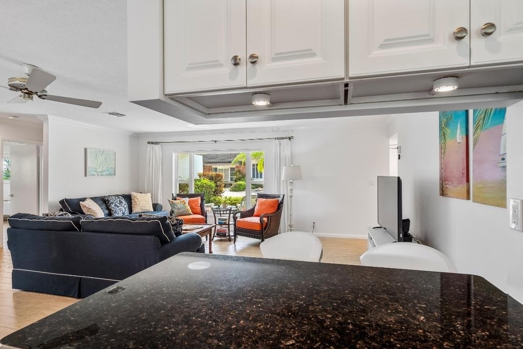 1120 Morse Boulevard - Photo 3