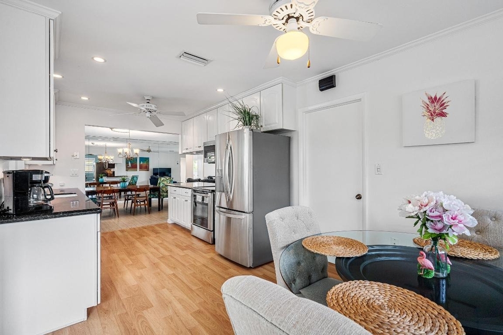 1120 Morse Boulevard - Photo 8