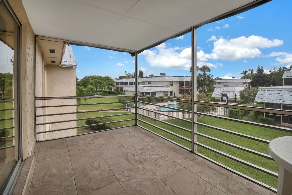 12016 Greenway Circle S - Photo 4