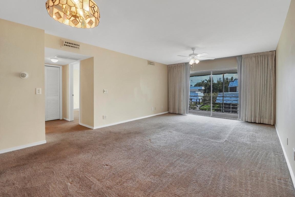12016 Greenway Circle S - Photo 12