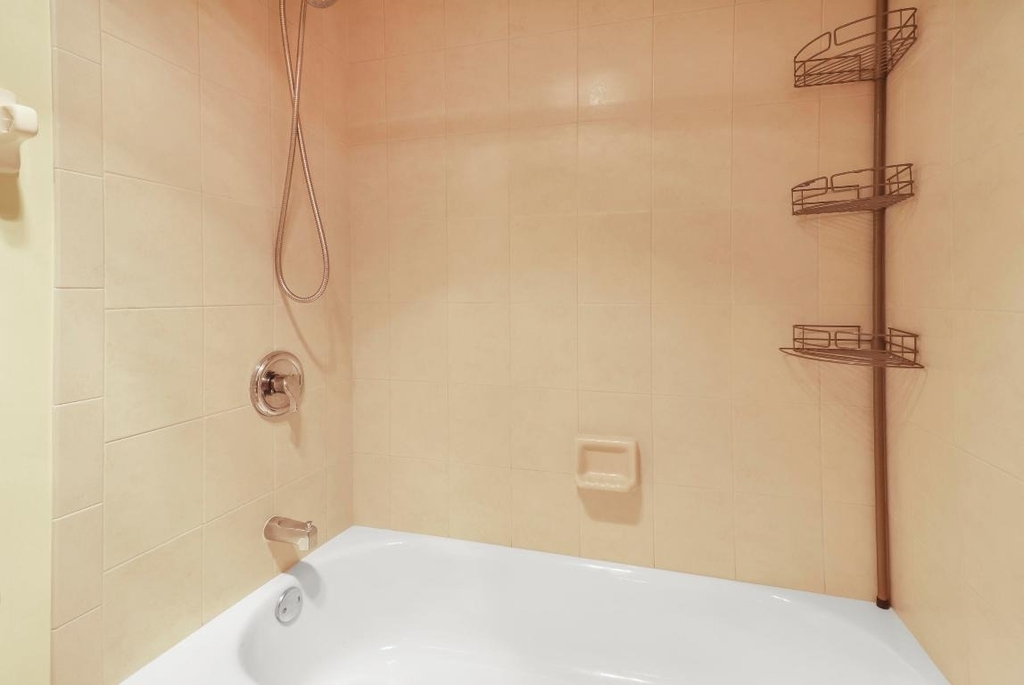 12016 Greenway Circle S - Photo 8