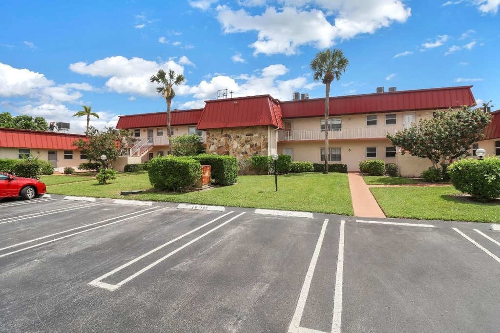 12016 Greenway Circle S - Photo 14