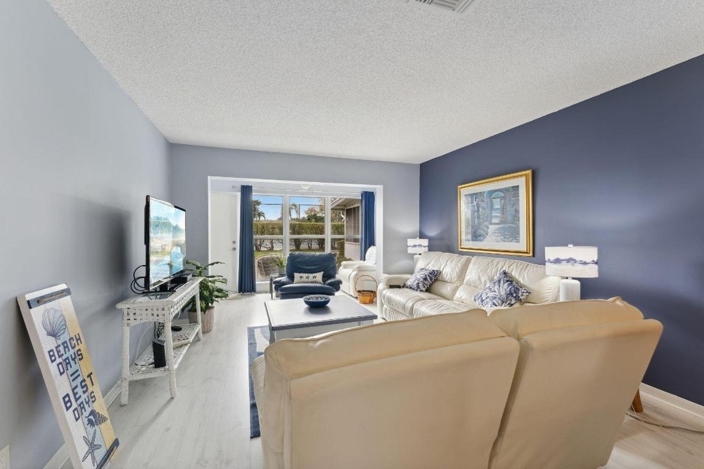 1130 Cactus Terrace - Photo 10