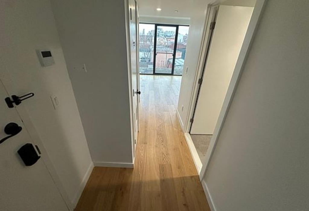 30-18 14th Street - Photo 7