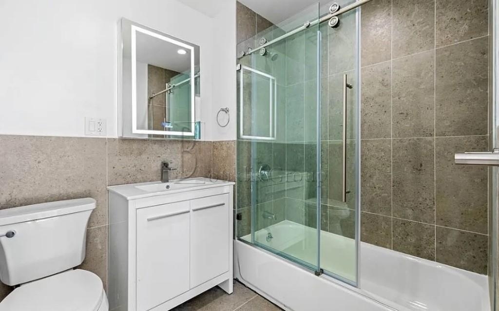 30-18 14th Street - Photo 3