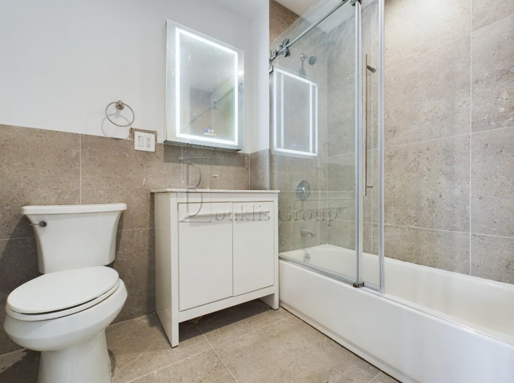 30-18 14th Street - Photo 3