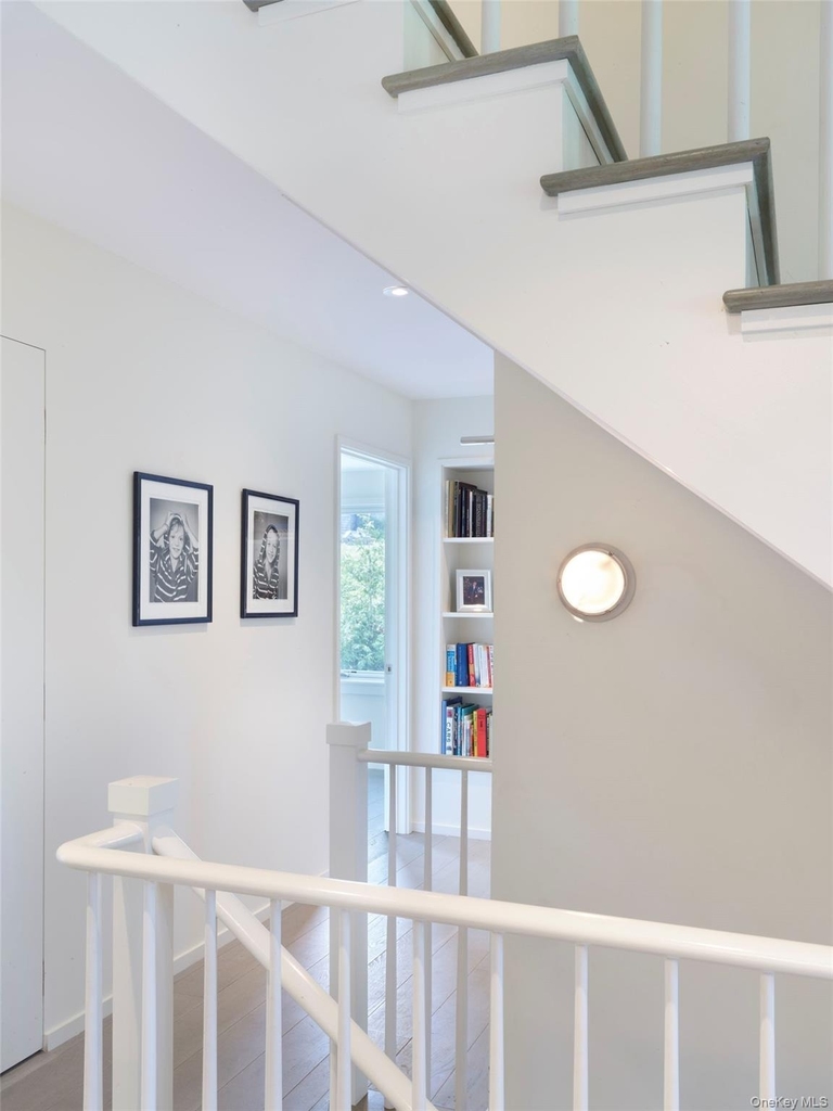 2 Sun Court - Photo 31