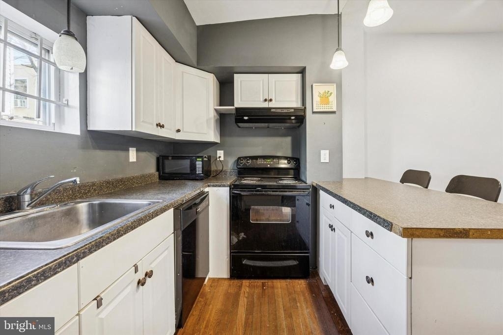 1625 Edgley Street - Photo 7