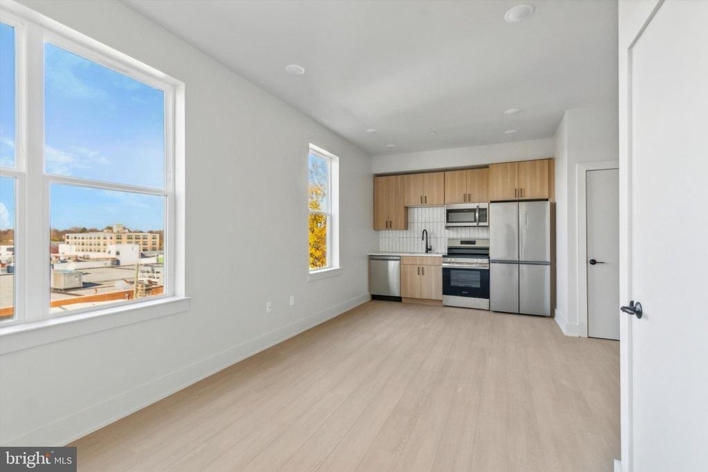 5521 Wayne Avenue - Photo 14