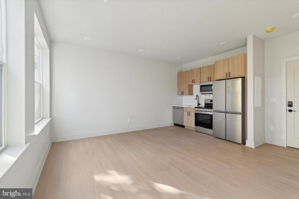 5521 Wayne Avenue - Photo 14