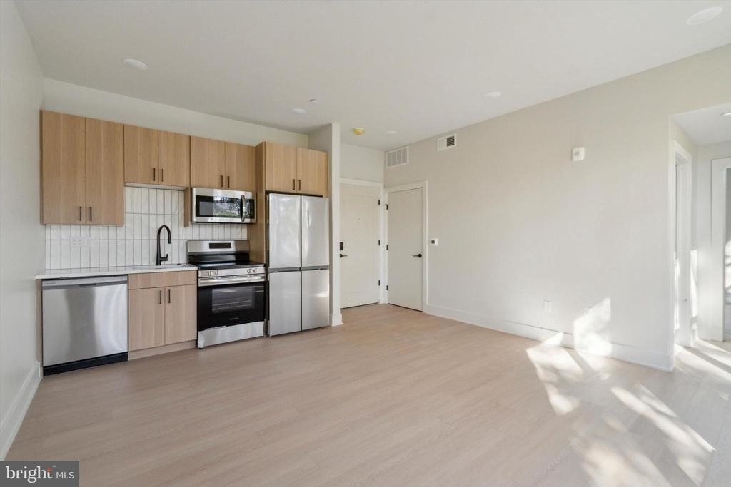 5521 Wayne Avenue - Photo 0