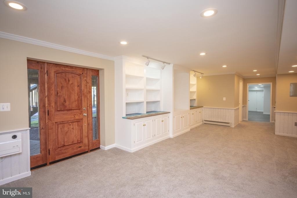 2104 Steuben Way - Photo 8