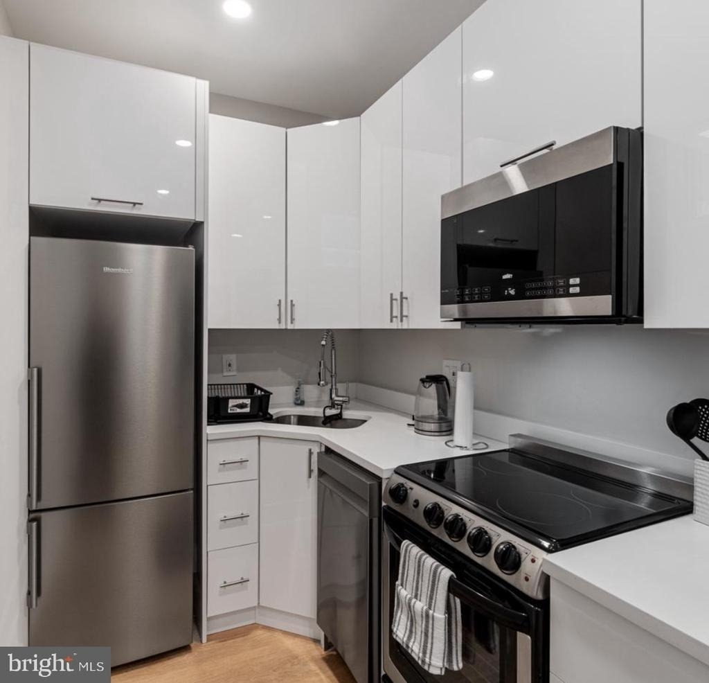 820 18th Street Ne - Photo 12