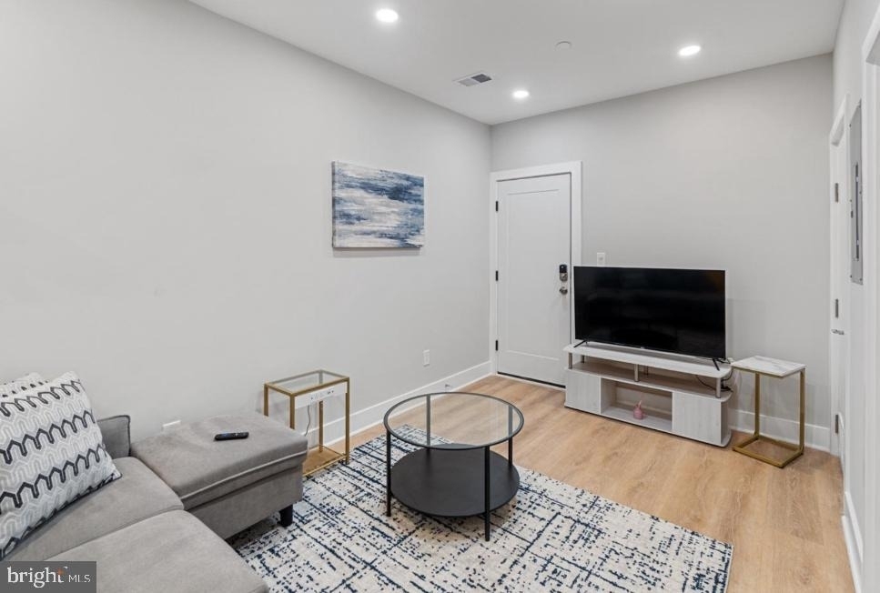 820 18th Street Ne - Photo 10