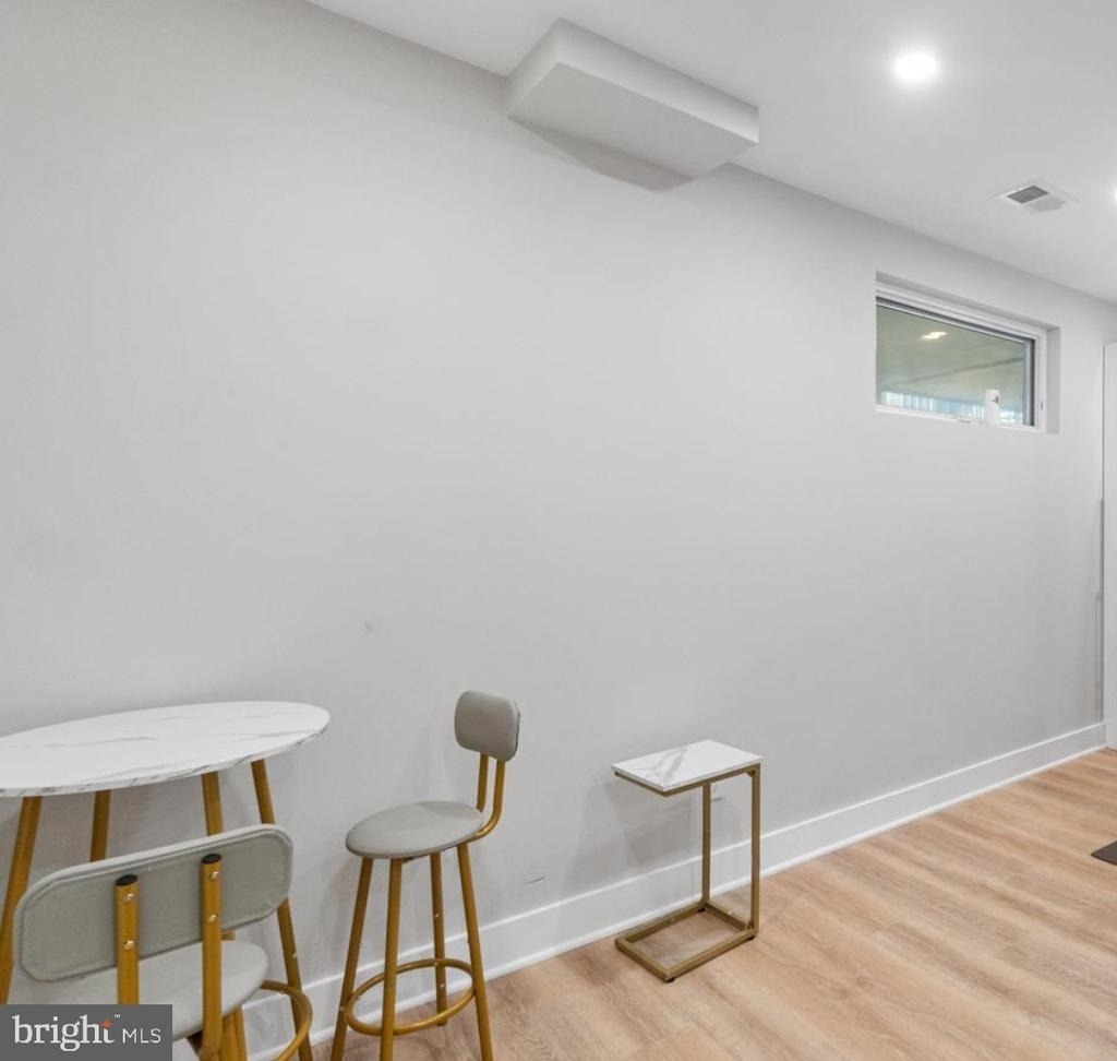 820 18th Street Ne - Photo 11