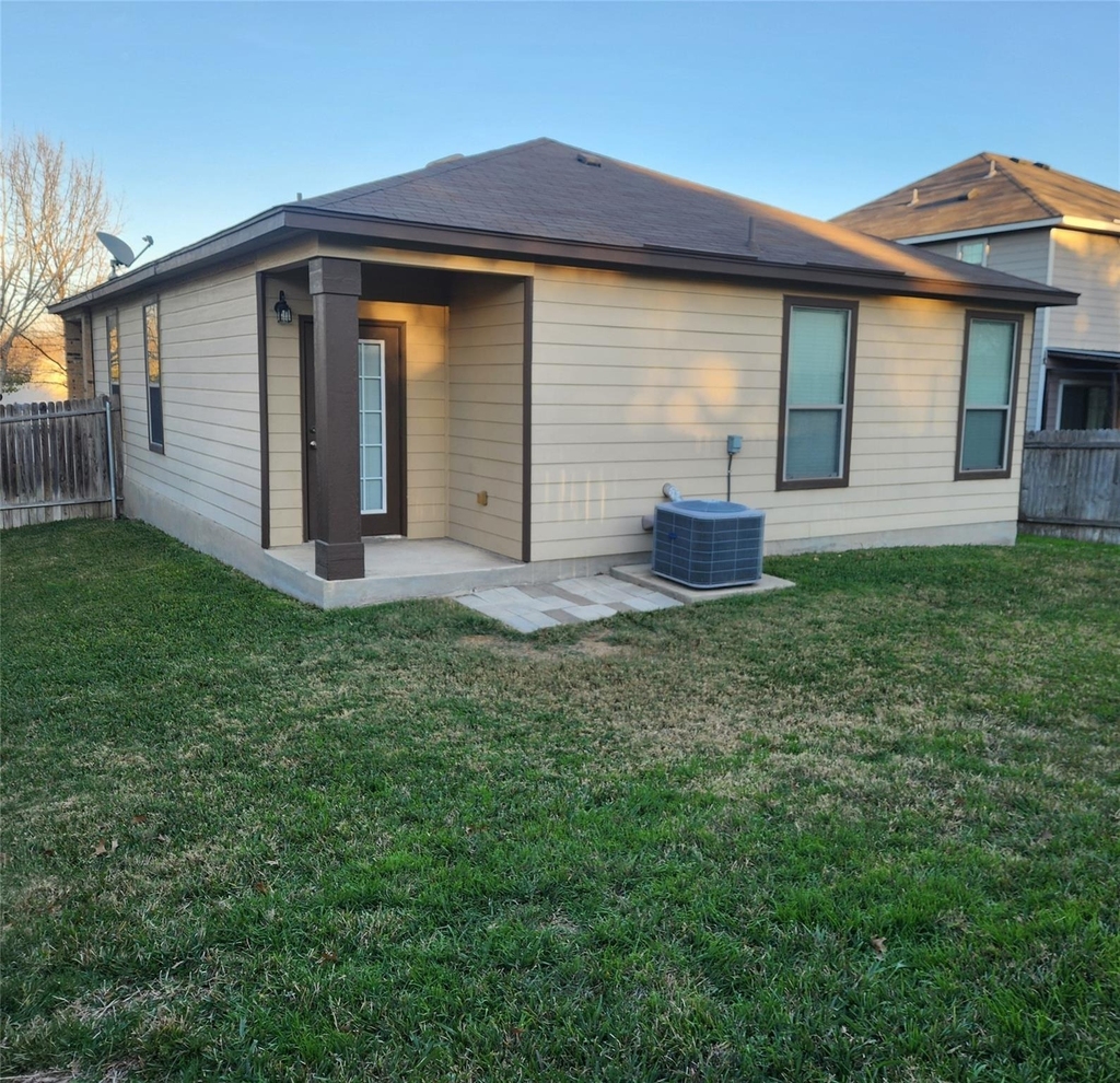 205 Beech Dr - Photo 5
