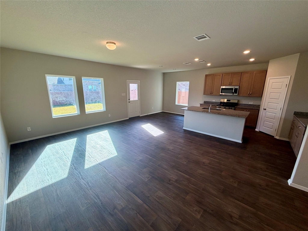 117 Rocky View Ln - Photo 2