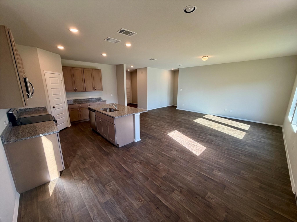 117 Rocky View Ln - Photo 3