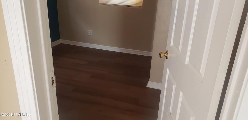1923 Fairfax Street - Photo 2
