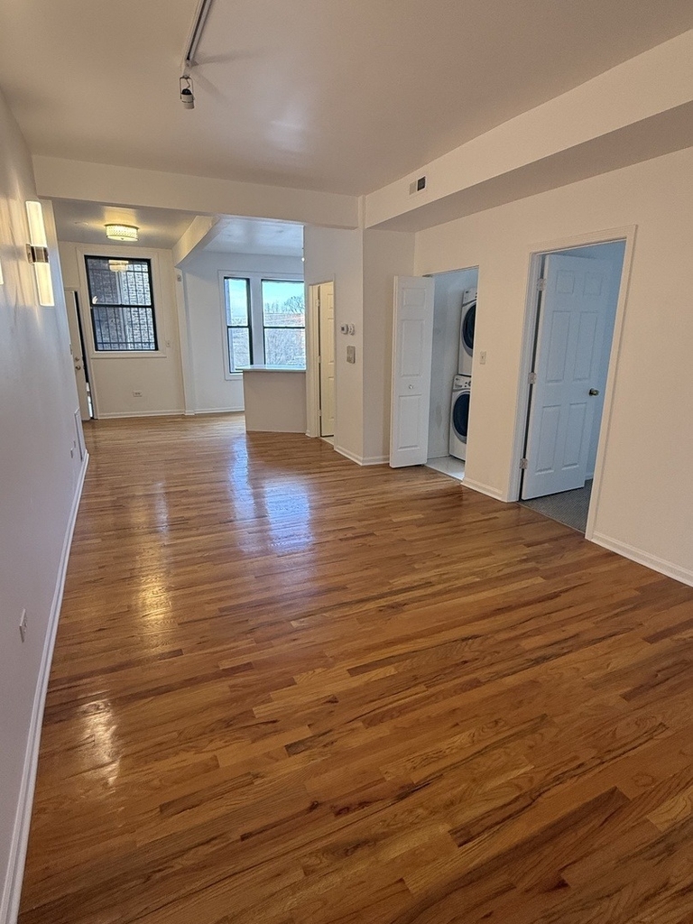 5726 S King Drive - Photo 4