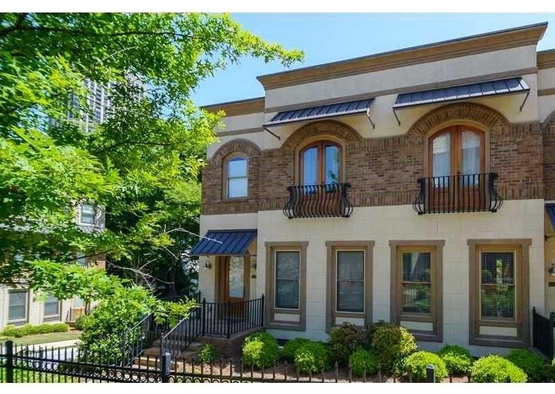 396 15th Street Nw - Photo 1