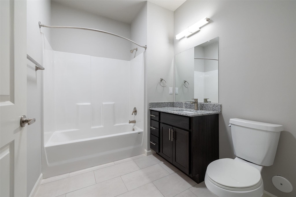 823 N Ardenwood Drive - Photo 5