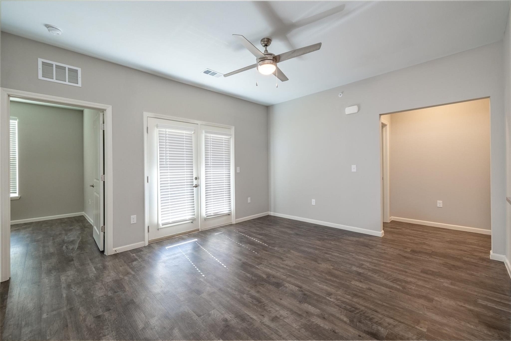 823 N Ardenwood Drive - Photo 7