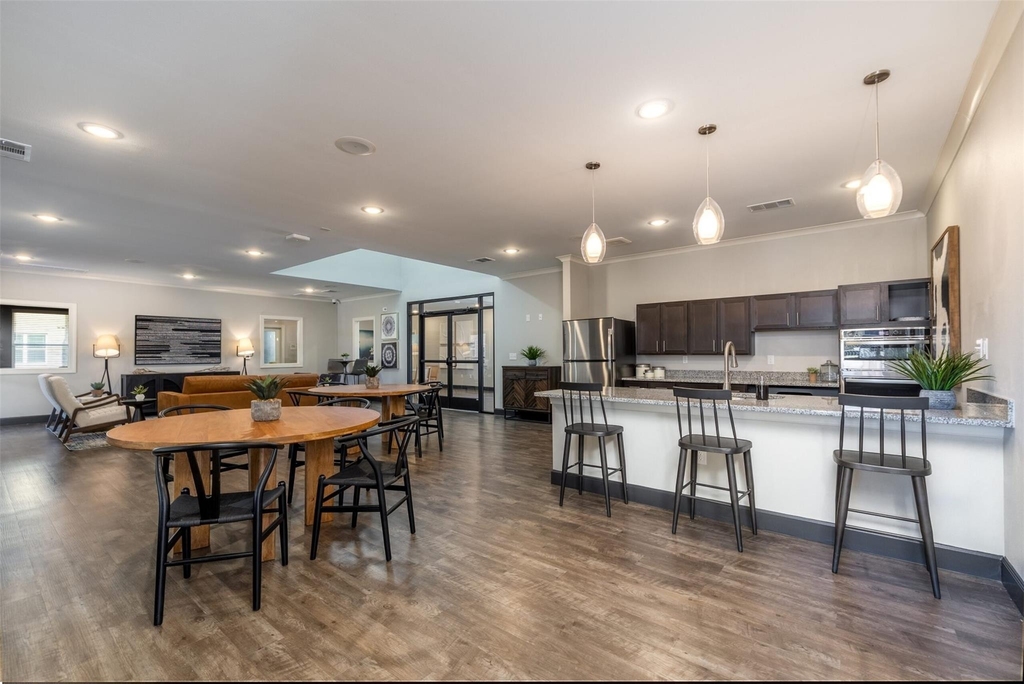 823 N Ardenwood Drive - Photo 9