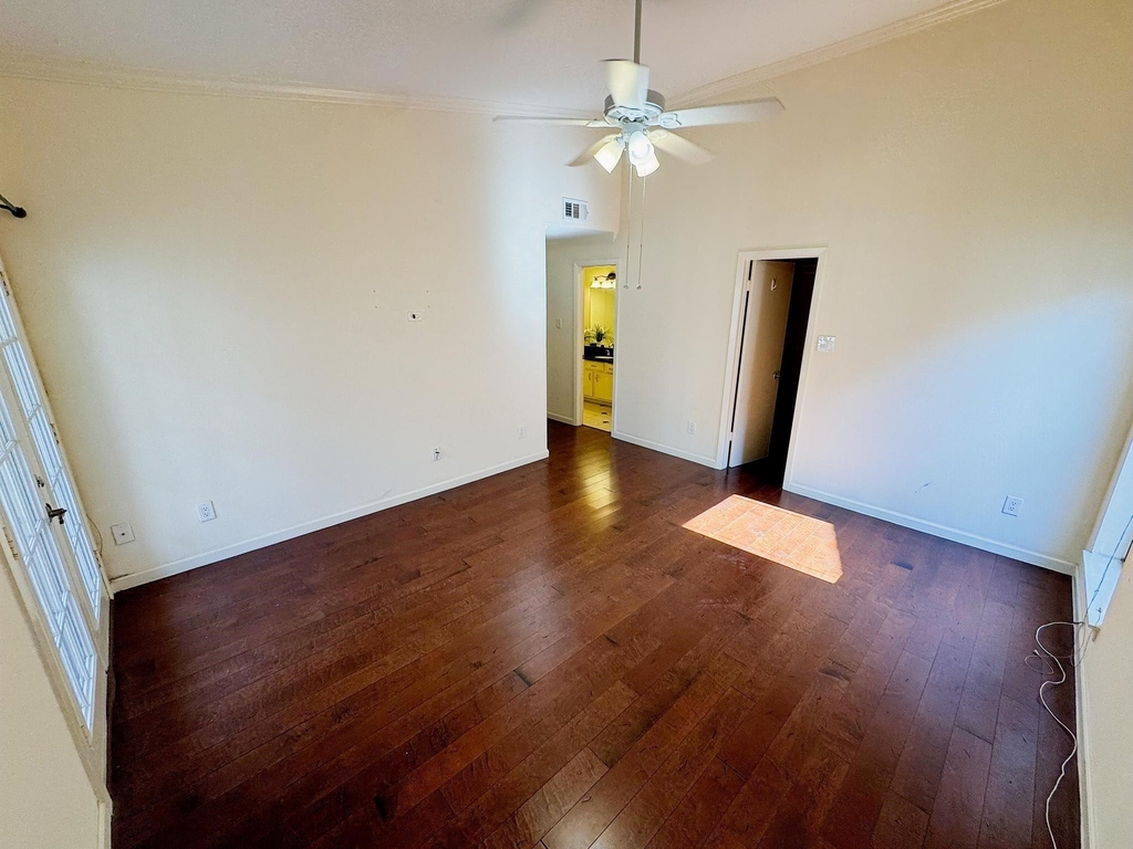 2001 Bering Drive - Photo 8