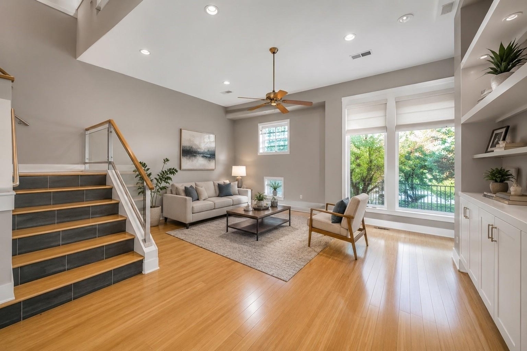 1610 Calumet Street - Photo 4
