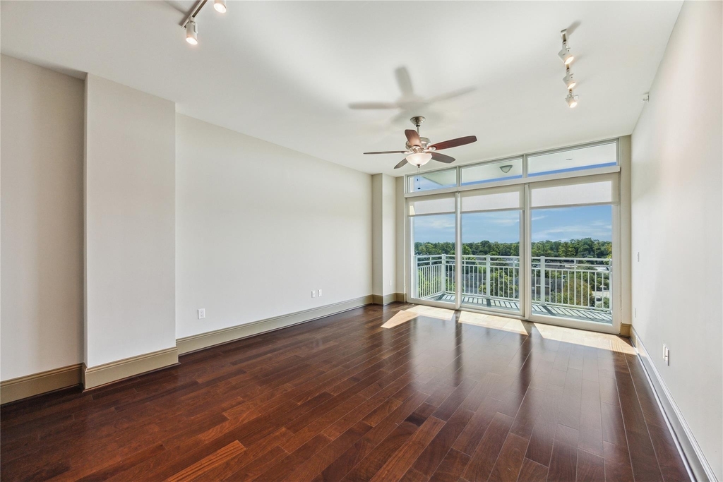 9870 Gaylord Drive - Photo 4