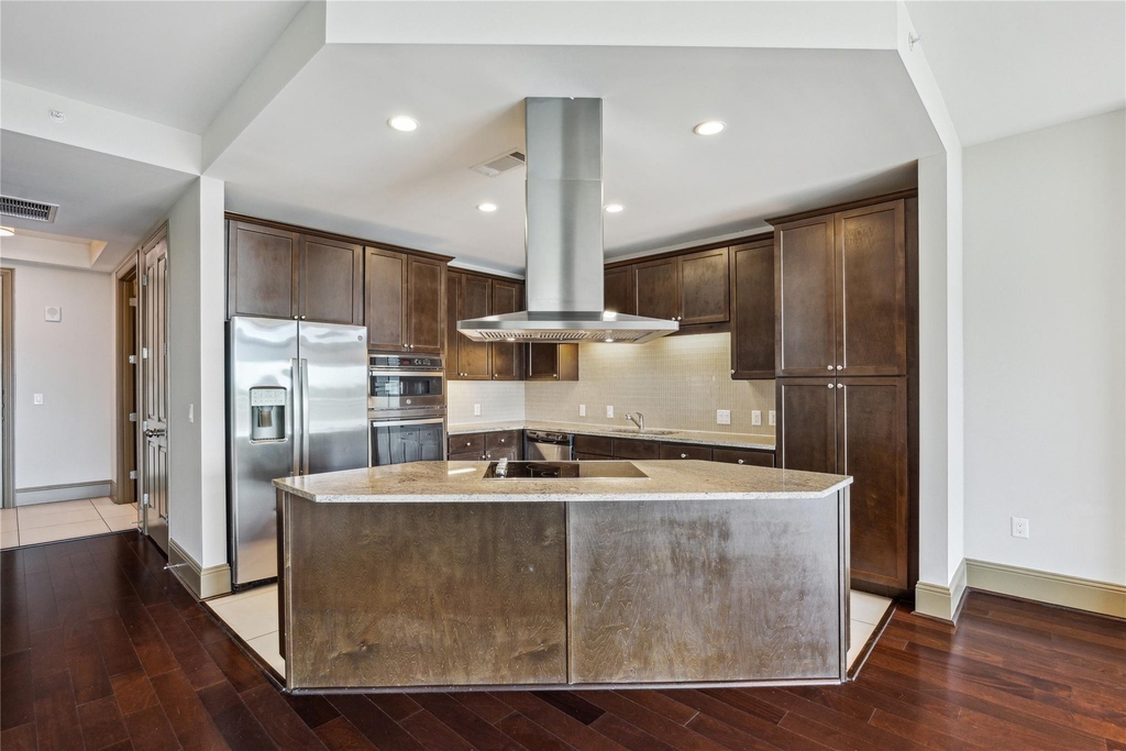 9870 Gaylord Drive - Photo 2