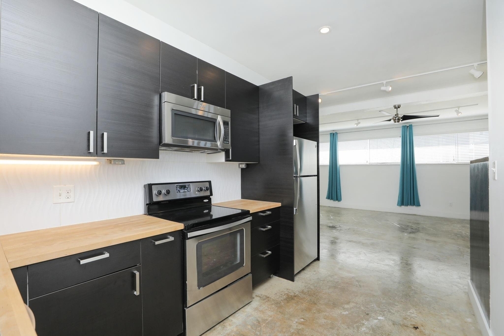 2215 Cleburne Street - Photo 16
