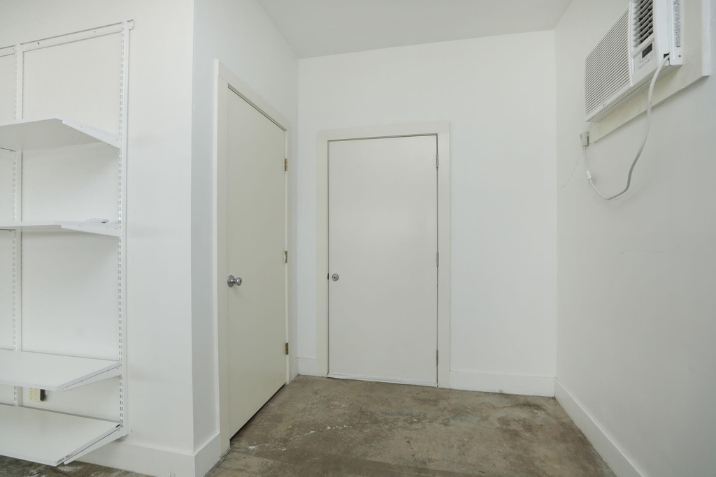 2215 Cleburne Street - Photo 6