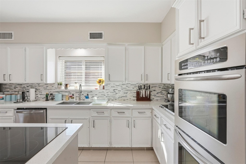 7927 Wolfield Lane - Photo 7