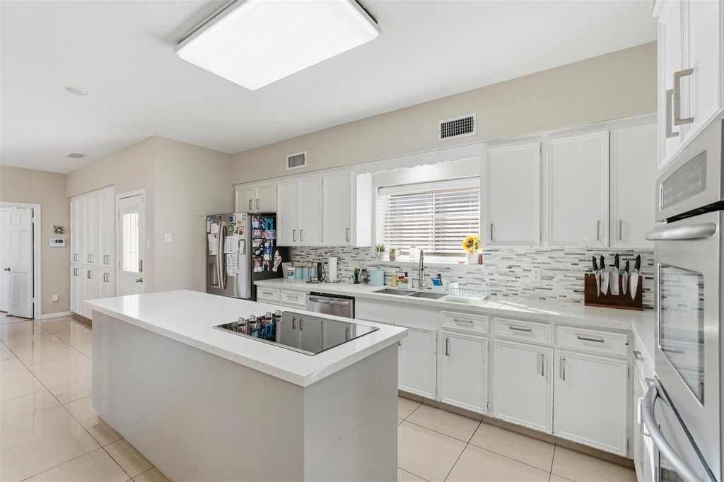 7927 Wolfield Lane - Photo 6